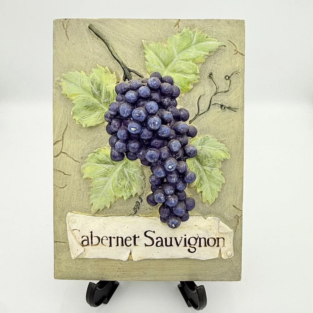 Vintage Wine Grape Wall Plaques‎ Set Pinot Gris Chardonnay Cabernet Decor